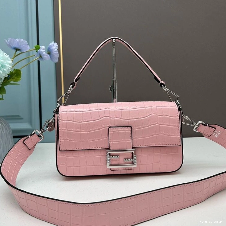 HOT Bag Fendi Pink Leather Re-Edition In Baguette Crocodile Medium 0719
